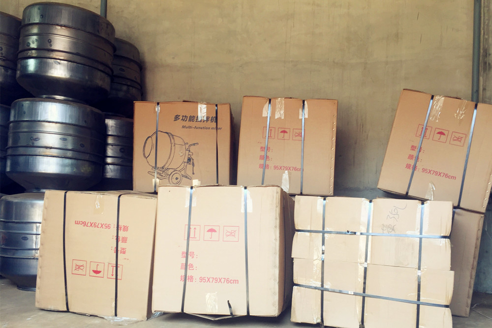 整潔有序車間體現(xiàn)小型攪拌機(jī)廠家生產(chǎn)車間規(guī)范秩序--河北東圣吊索具制造有限公司--小型攪拌機(jī)|石材夾具|液壓堆高車|手動叉車 整潔有序車間體現(xiàn)小型攪拌機(jī)廠家生產(chǎn)車間規(guī)范秩序--河北東圣吊索具制造有限公司--小型攪拌機(jī)|石材夾具|液壓堆高車|手動叉車