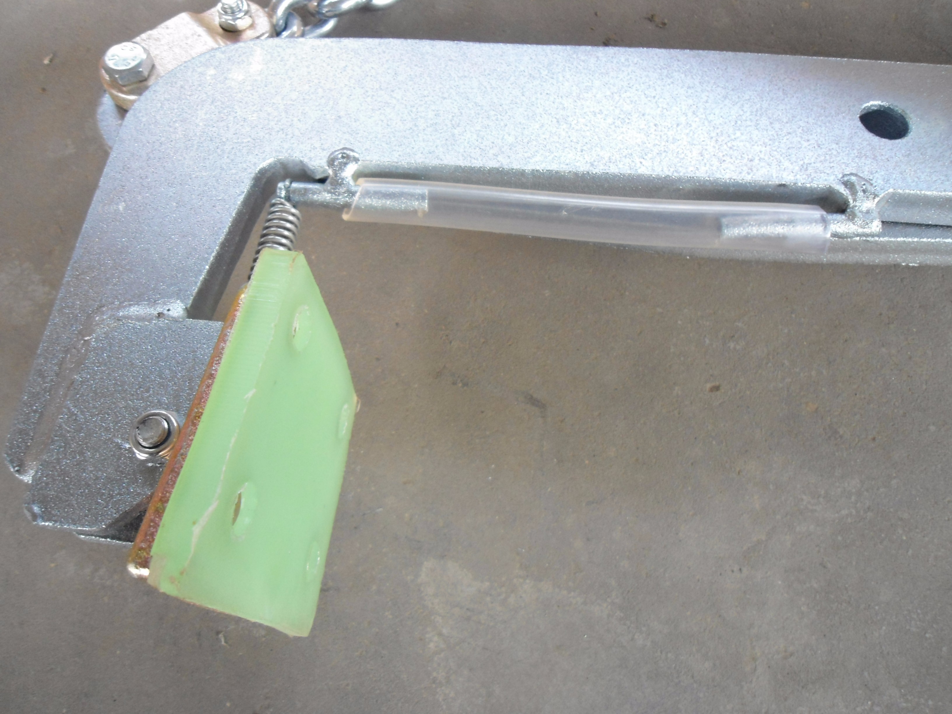 經(jīng)過熱鍍鋅石材夾具表面標(biāo)準(zhǔn)樣式供您參考--河北東圣吊索具制造有限公司--石材夾具|液壓堆高車|手動叉車|小型攪拌機(jī) 經(jīng)過熱鍍鋅石材夾具表面標(biāo)準(zhǔn)樣式供您參考--河北東圣吊索具制造有限公司--石材夾具|液壓堆高車|手動叉車|小型攪拌機(jī)