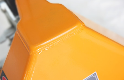 手動(dòng)叉車(chē)圖片展示焊接細(xì)節(jié)--河北東圣吊索具制造有限公司--手動(dòng)叉車(chē)|液壓堆高車(chē)|小型攪拌機(jī)|石材夾具 手動(dòng)叉車(chē)圖片展示焊接細(xì)節(jié)--河北東圣吊索具制造有限公司--手動(dòng)叉車(chē)|液壓堆高車(chē)|小型攪拌機(jī)|石材夾具