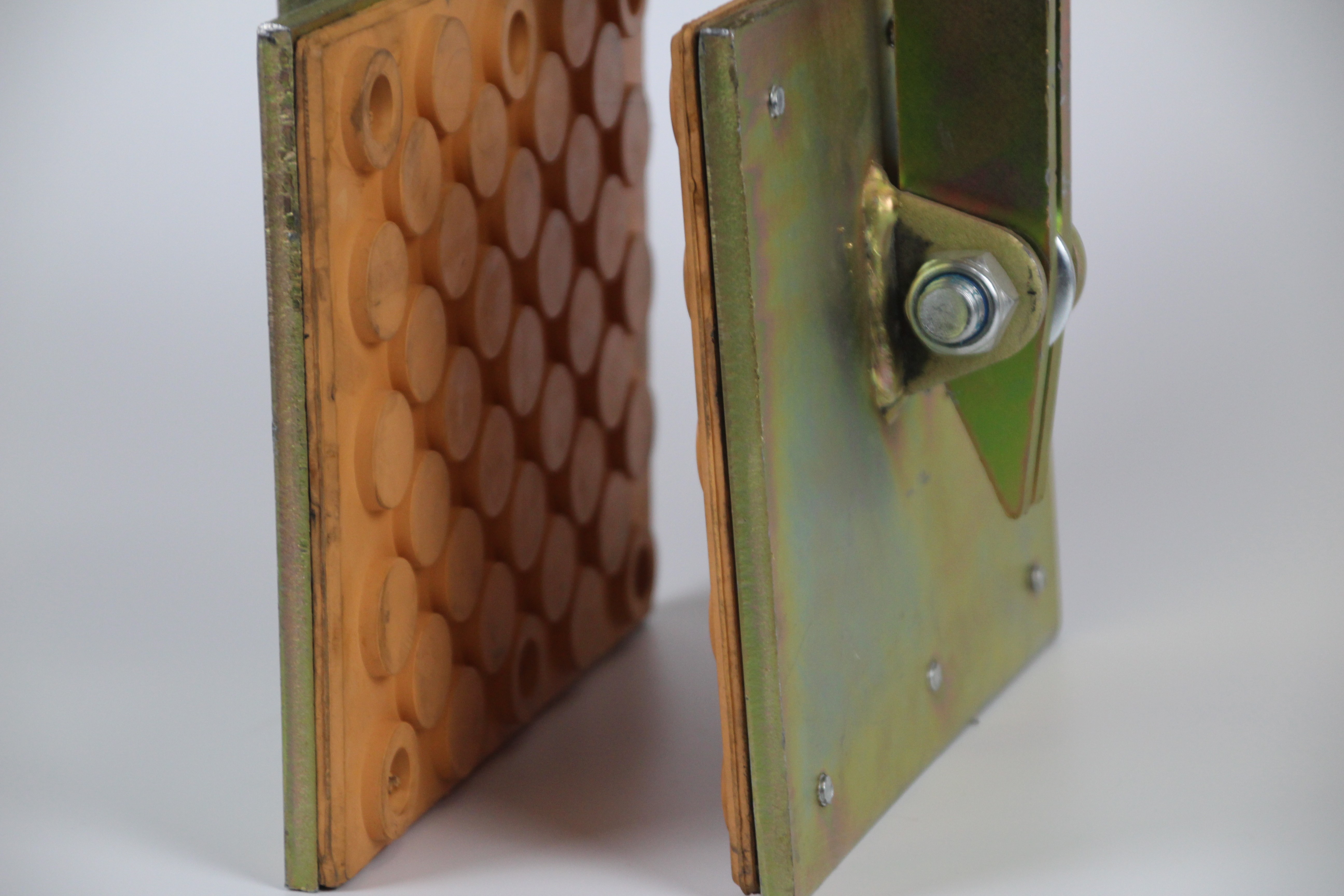 玻璃吊裝夾板--河北東圣吊索具制造有限公司--石材夾具|小型攪拌機(jī)|液壓堆高車|手動叉車